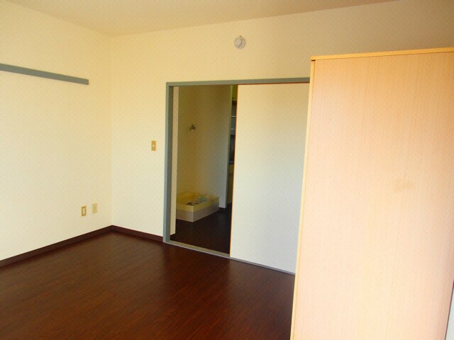 マンションストークⅦの物件内観写真