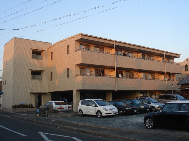 クレールシャンブルの物件外観写真