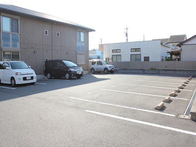 ラフィーネＡ・Ｂ（上西）の物件外観写真