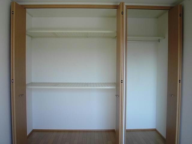 アイ・ウィングの物件内観写真