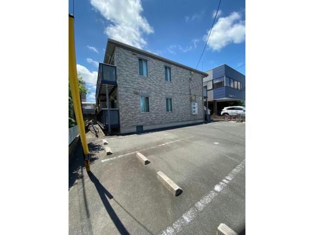 ルミエール・メイの物件外観写真