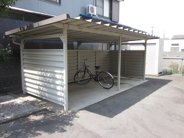 アリヴァーレの物件外観写真