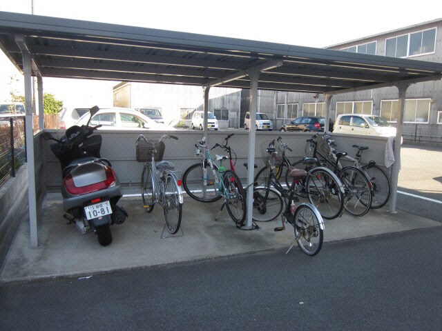 カモミール・ガーデンの物件外観写真