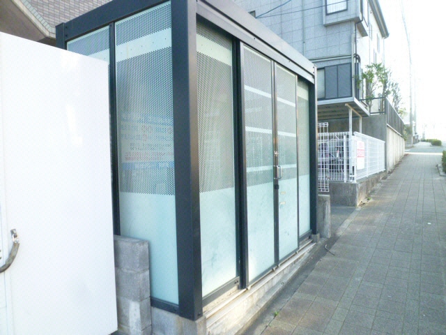 モデスティの物件外観写真