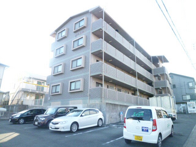 モデスティの物件外観写真