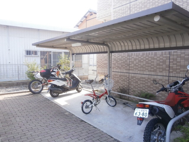 グランストーク篠ヶ瀬の物件外観写真