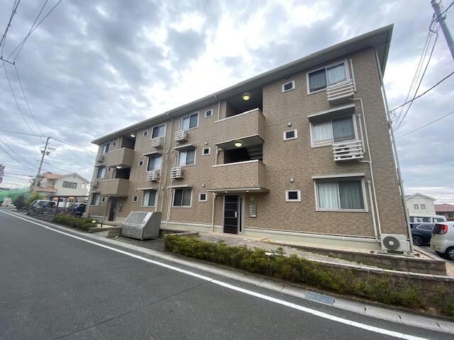 ロイヤルガーデン染地台Ａの物件外観写真