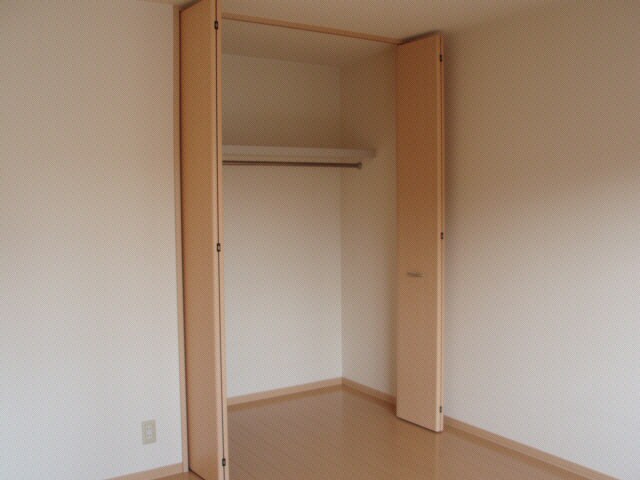 ラフィーネＡの物件内観写真