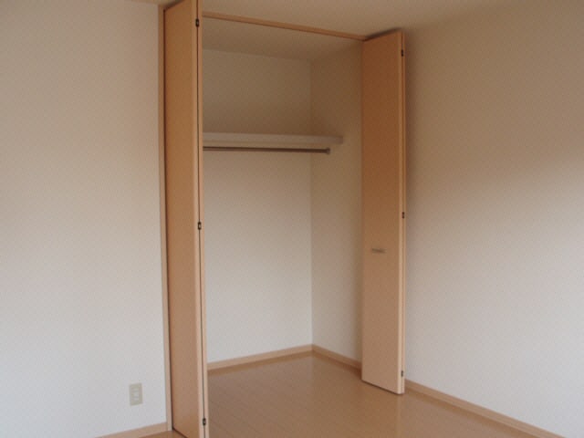 ラフィーネＡの物件内観写真