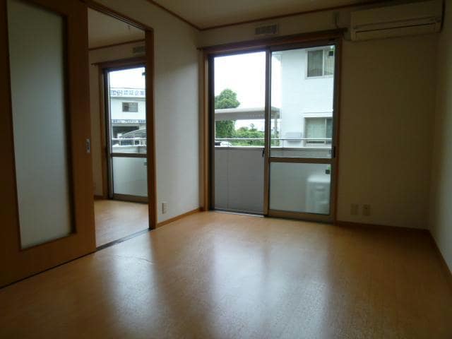 コート・ソレアードの物件内観写真