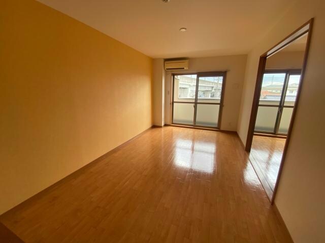 アベニュー上島Ⅱの物件内観写真