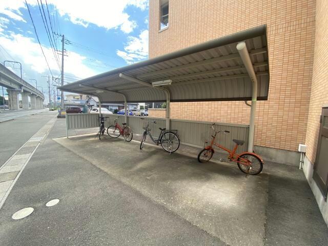 アベニュー上島Ⅱの物件外観写真