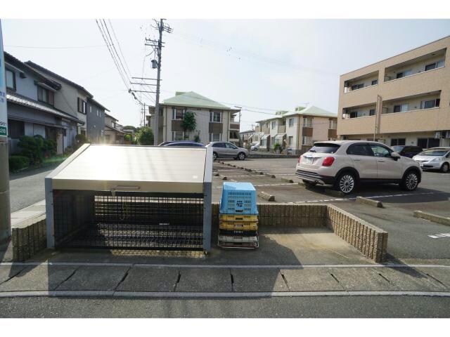 アベニュー上島Ⅱの物件外観写真