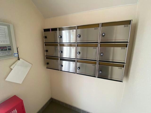 アベニュー上島Ⅱの物件外観写真