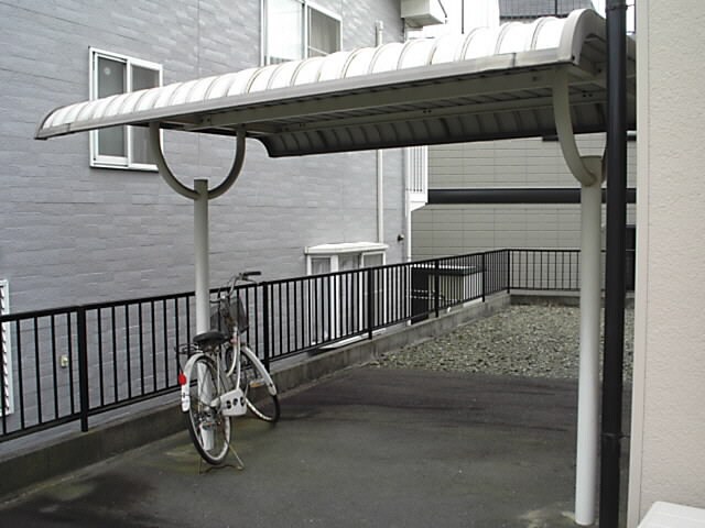 グランデーヌの物件外観写真