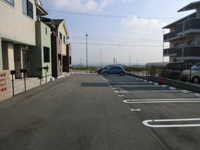 ユシェロＡ・Ｂの物件外観写真