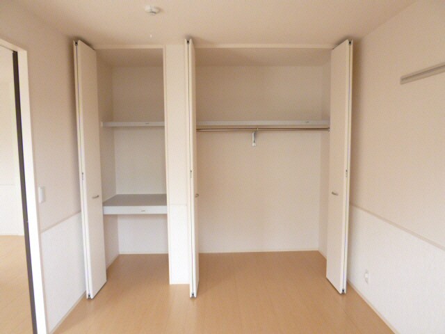 ｃａｓａ　Ｒａｆｆｉｎａの物件内観写真