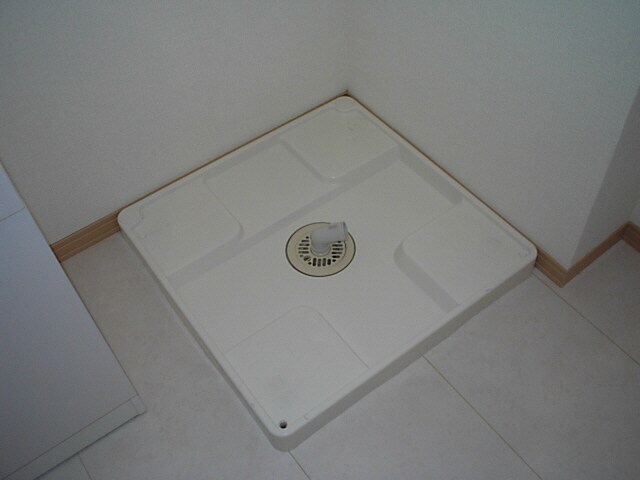 ロイヤルタウン染地台Ａの物件内観写真