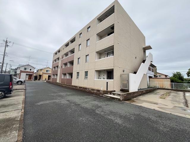 ヒルズ桜坂の物件外観写真