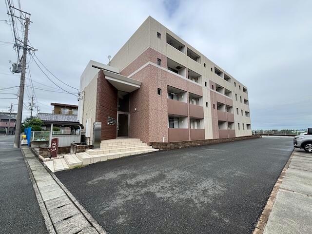 ヒルズ桜坂の物件外観写真