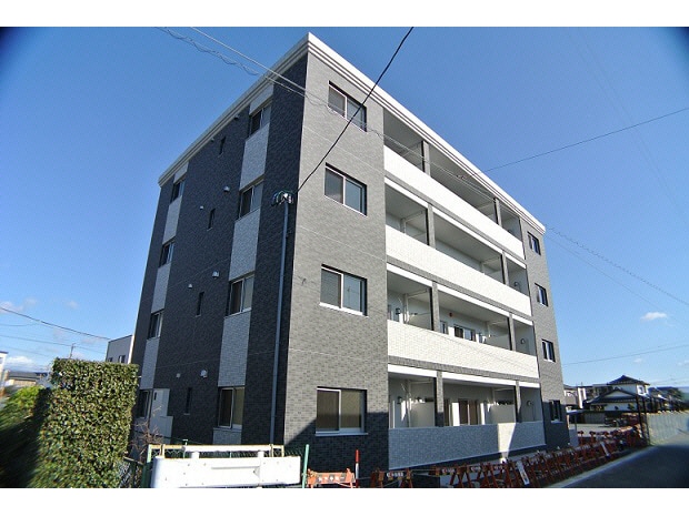 リ・パーチェの物件外観写真