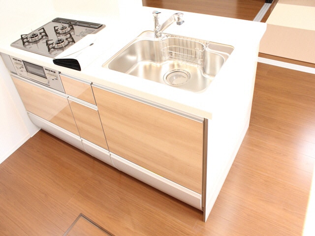 春夏冬の物件内観写真