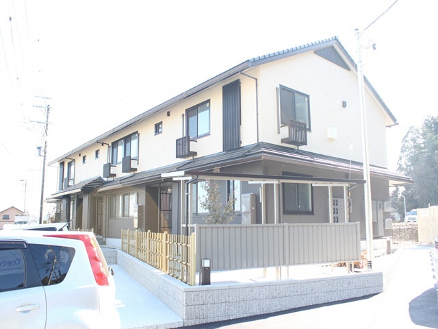 春夏冬の物件外観写真