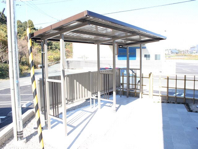 春夏冬の物件外観写真