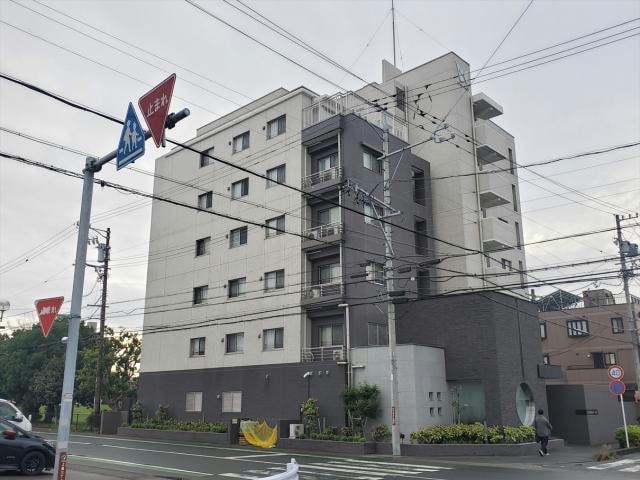 ロイヤルクレスト上島の物件外観写真