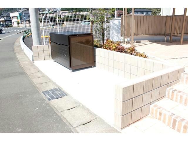 ルーチェソラーレの物件外観写真