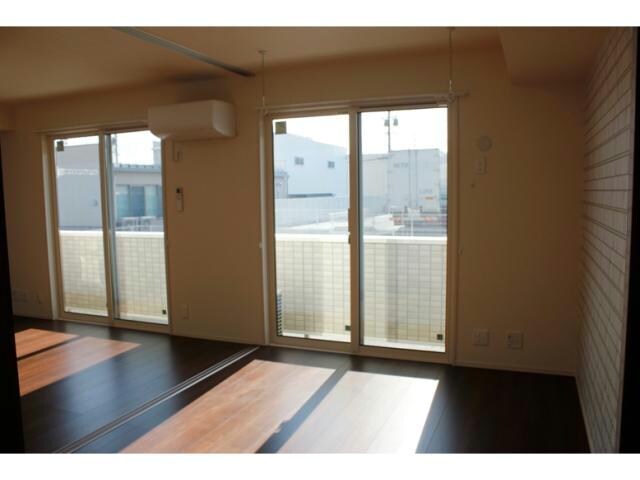 ＧＲＡＮＤ　ＷＩＮＳの物件内観写真