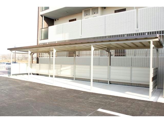 ＷＩＳＴＡＲＩＡの物件外観写真