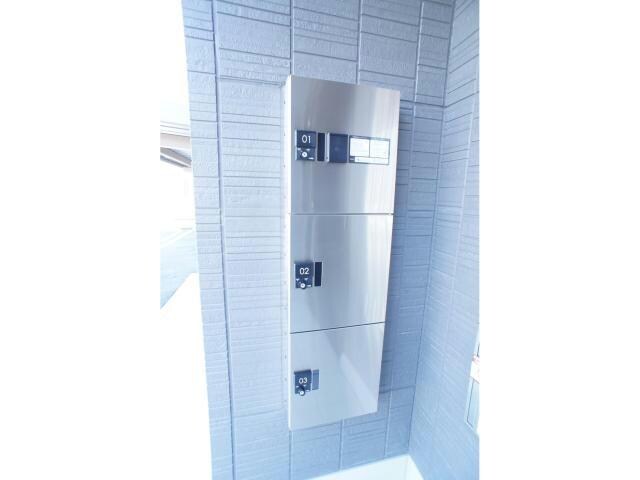 メゾンレーヴの物件外観写真