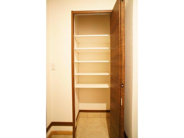 MODERNOⅡの物件内観写真