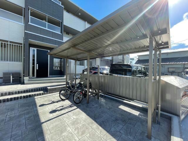 サンリット宮竹の物件外観写真