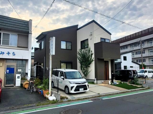 船越町戸建の物件外観写真