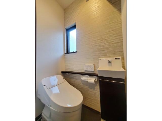 船越町戸建の物件内観写真