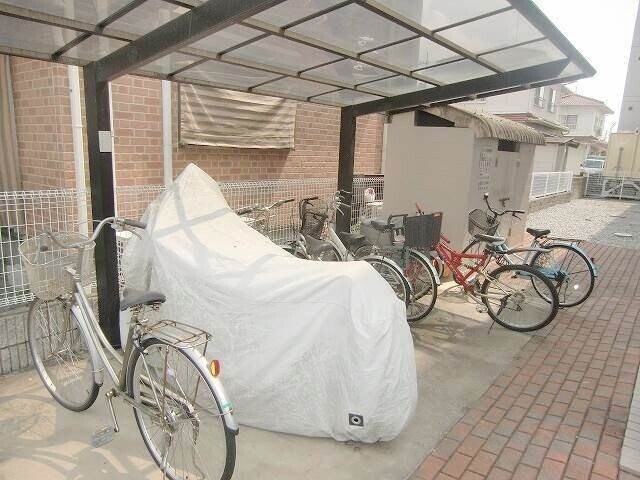 パープルメゾンの物件外観写真