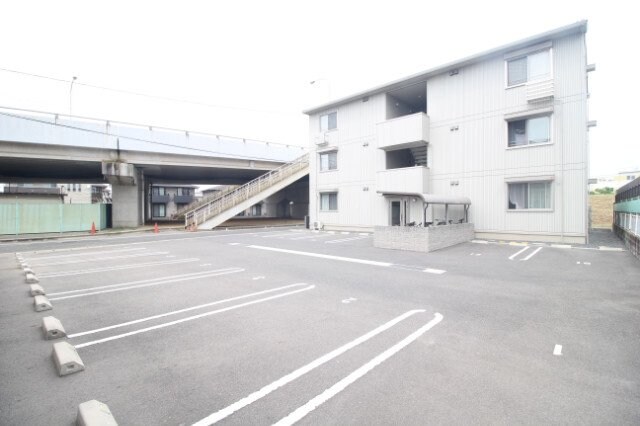 メナージュの物件外観写真