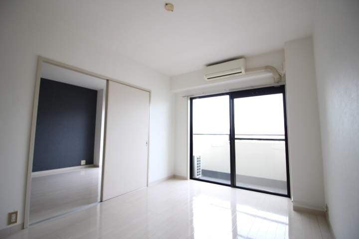 コロニアルリビング西島田ウエストタワーの物件内観写真