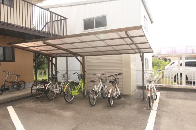 パークハイツ　Ａ棟の物件外観写真