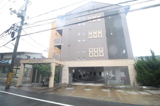 ラ・クール庭瀬の物件外観写真