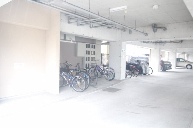 ラ・クール庭瀬の物件外観写真