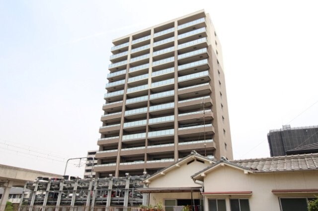 ポレスター大元駅前の物件外観写真