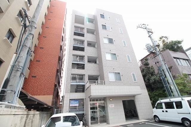 ファルマプラスの物件外観写真