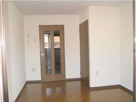 サンハイツ岡大Ⅱの物件内観写真