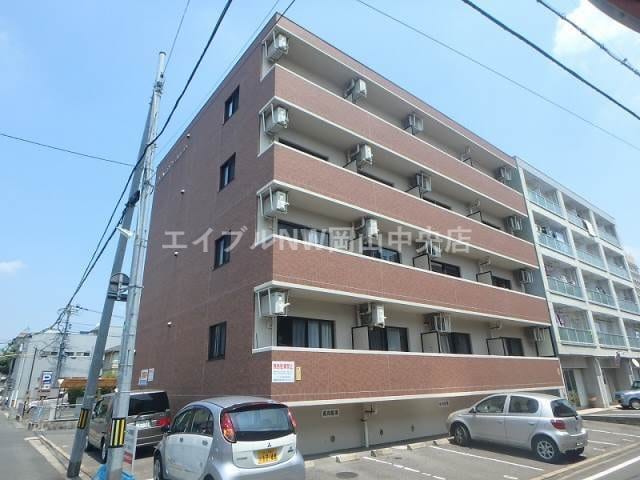 サダーズ伊福町の物件外観写真