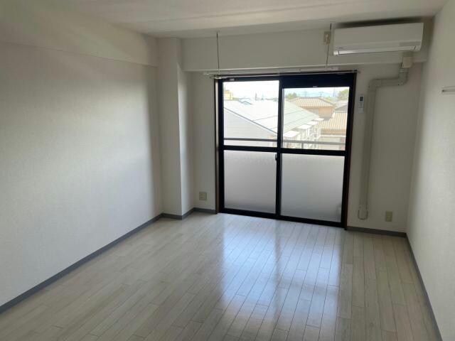 アーバンスカイの物件内観写真