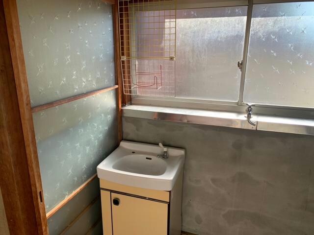 岡山貸家の物件内観写真