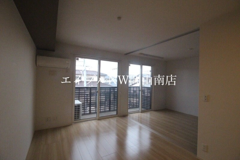 岡山駅 バス30分  新町北下車：停歩6分 2階の物件内観写真